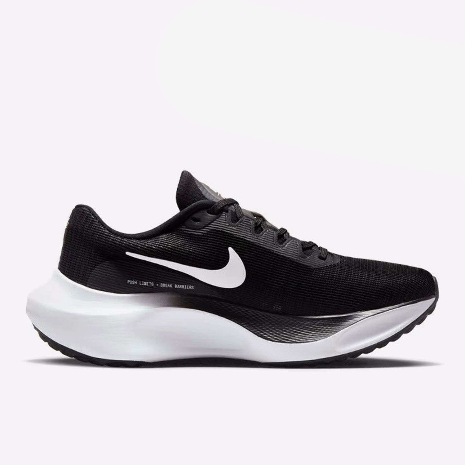 Оригинальные женские спортивны – обзор и цена Nike Shoes Zoom Fly 5